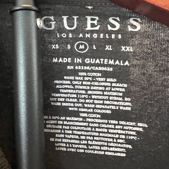 Guess Los Angeles Mens Black Gold Foil Tiger Head Graphic T-Shirt Size M Cotton - Picture 2 of 2